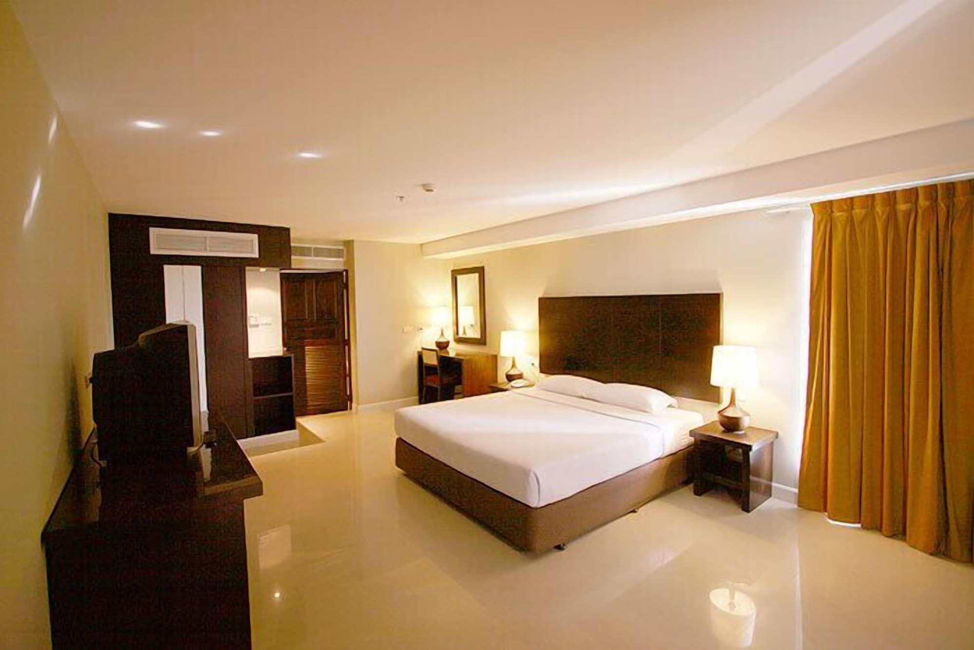 Summer Spring Hotel Pattaya Eksteriør billede
